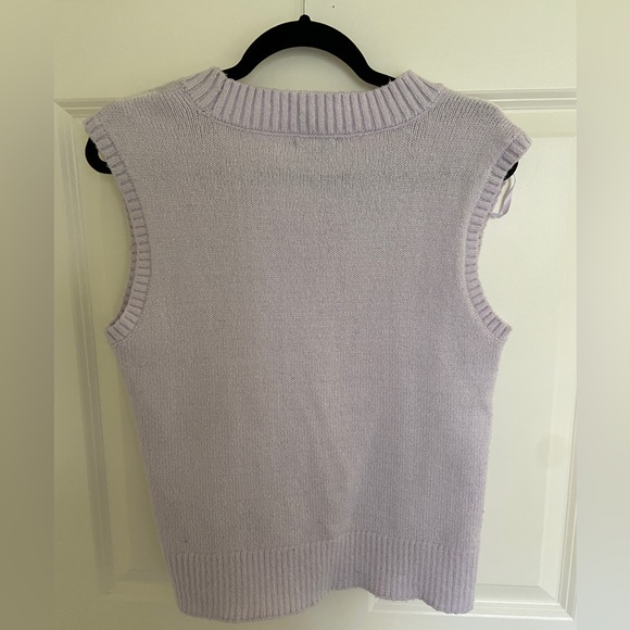 Light purple flower sweater vest - Picture 2 of 2